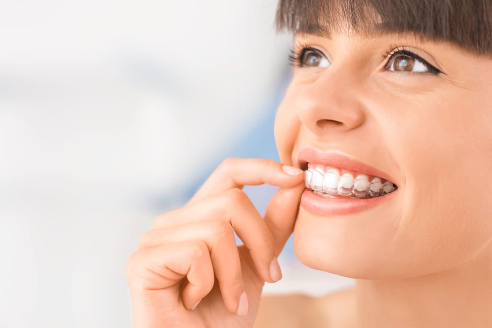 Why Invisalign Makes For A Perfect Holiday Gift