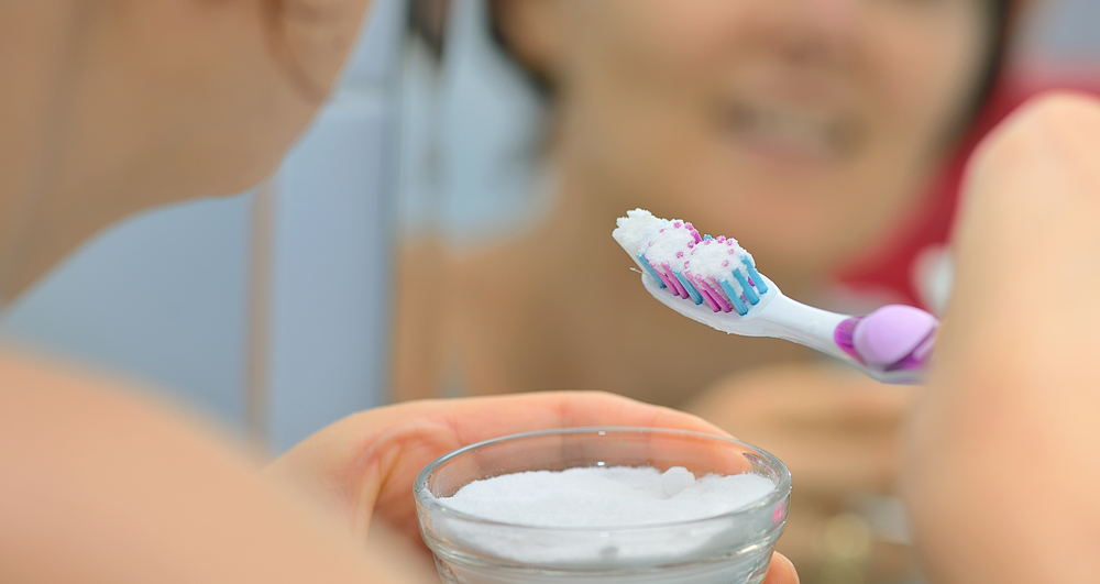 Direct-From-The-Dentist-Is-It-Okay-To-Brush-My-Teeth-With-Baking-Soda